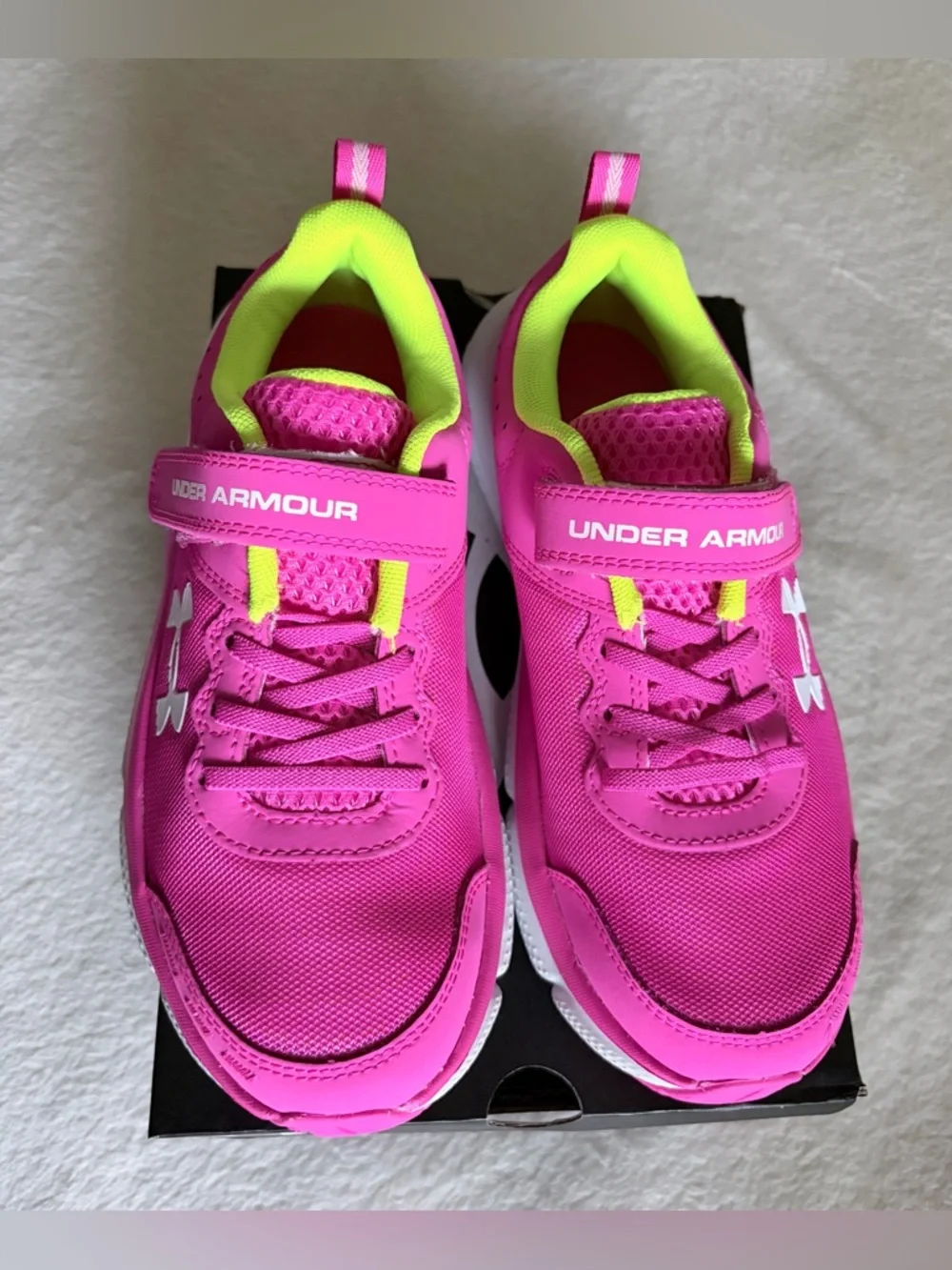 Under Armour Kids Neon Pink & Lime Athletic‎ Sneakers Sz 3Y